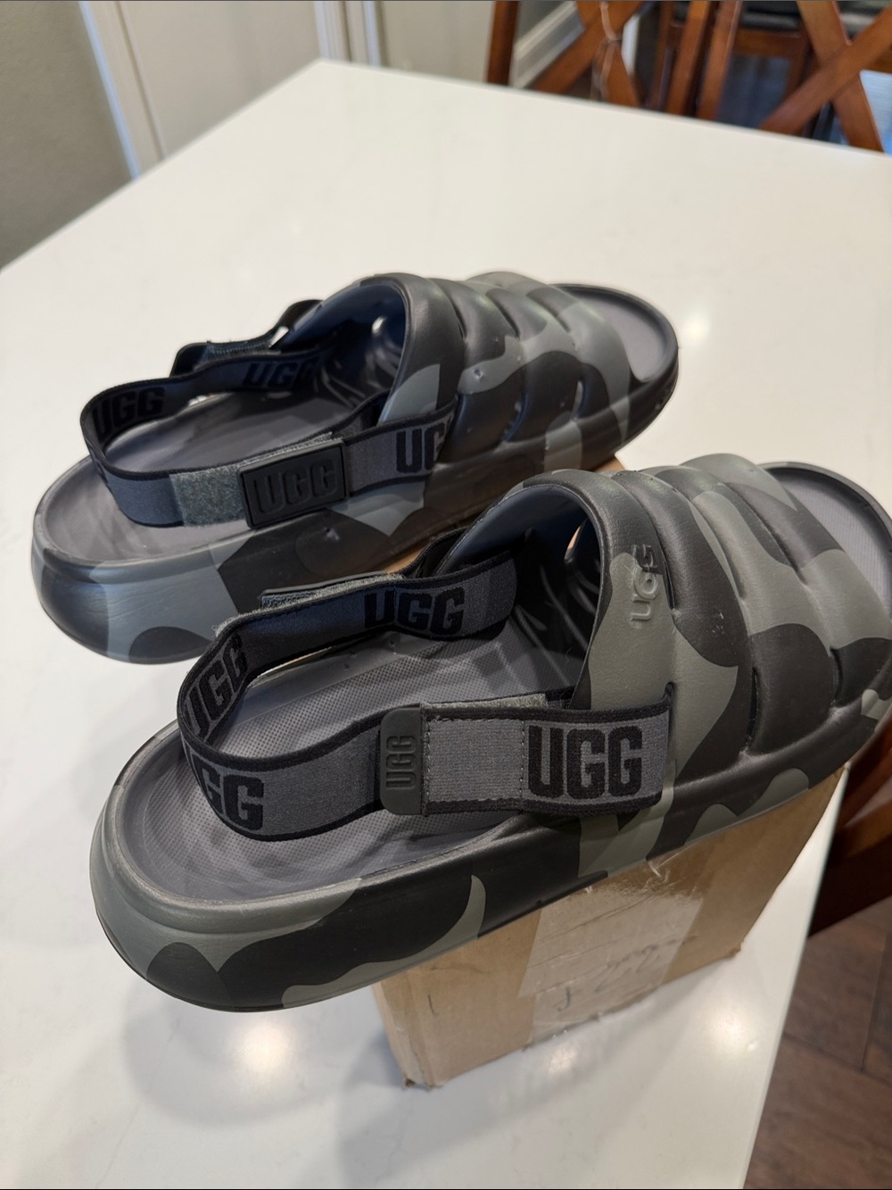 UGG men’s Gray and Black Camouflage Slide Sandals